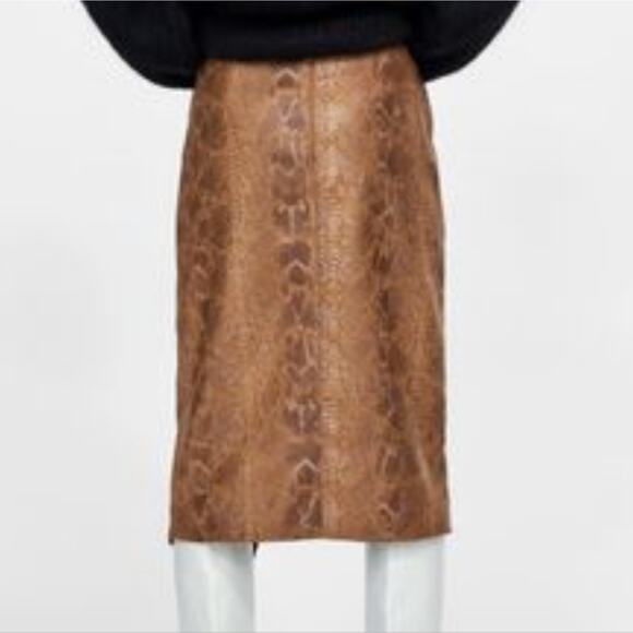 ZARA Faux Suede Snakeskin Print Skirt Sz XS - Picture 3 of 11